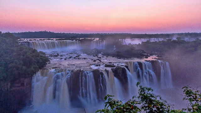 Menjelajahi Pesona Argentina: Destinasi Wisata yang Wajib Dikunjungi